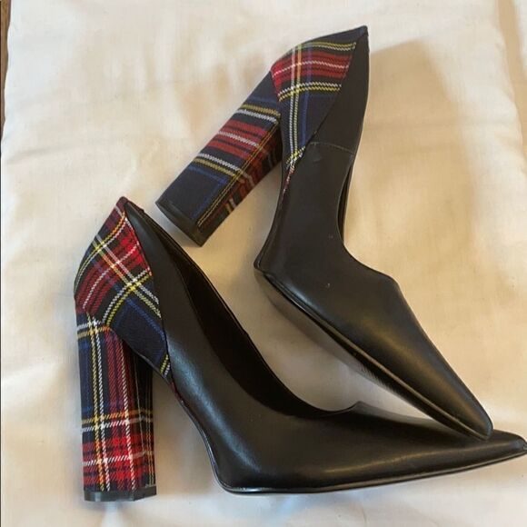 CAPE ROBBIN BLOCK HEELS. NEW - Picture 4 of 8